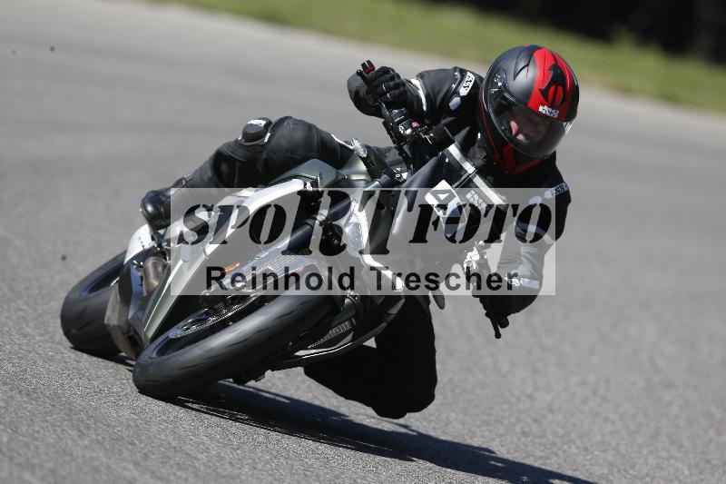 /Archiv-2025/48 25.08.2025 Cornu Master School ADR/blau-bleu/47